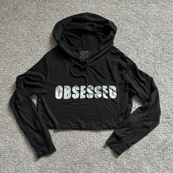Streetwear Society Tops - “Obsessed” Cute crop hoodie